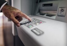 e-ΕΦΚΑ και ΔΥΠΑ: Τελευταία ημέρα πληρωμών σήμερα – Ποιοι θα πάνε στα ΑΤΜ