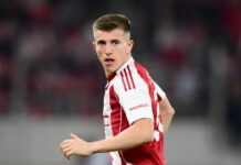 Ολυμπιακός και Κοστίνια συνεχίζουν μαζί μέχρι το 2029