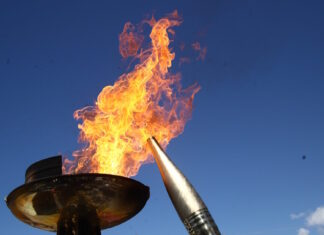 Αθλητικές μεταδόσεις με Ολυμπιακός – Φενέρμπαχτσε, Τελετή Παράδοσης Ολυμπιακής Φλόγας και Λάτσιο – Μίλαν