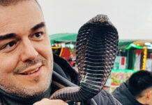 Πέτρος Πολυχρονίδης: Τι να σκέφτεται με την κόμπρα σε απόσταση αναπνοής από το πρόσωπό του;