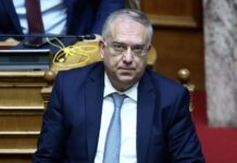 Θεοδωρικάκος για ανάγκες της αγοράς: Έρχεται νέος Επιμελητηριακός Νόμος