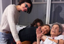 Σοφία Καρβέλα: Η συγκινητική συνάντηση της γιαγιάς Σοφίας Βίσση με τα δισέγγονα και η παρανόηση που δεν διορθώνει κανείς