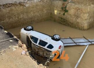 Κατέρρευσε δρόμος στο Ηράκλειο: Αυτοκίνητο «βούλιαξε» σε σκαμμένο οικόπεδο – Δείτε φωτογραφίες