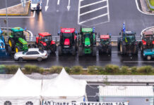 Μπλόκα αγροτών: Στους δρόμους και την Πρωτοχρονιά – Αποφασίζουν την Κυριακή για τις επόμενες κινήσεις τους