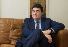 Αλέξης Παπαχελάς: Αποκάλυψε ότι πάσχει από καρκίνο του προστάτη – «Μια ασθένεια που σε περικυκλώνει από παντού»