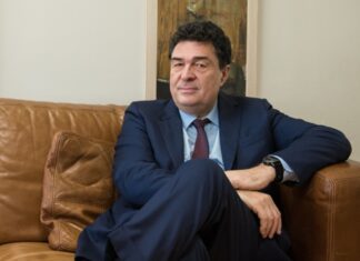 Αλέξης Παπαχελάς: Αποκάλυψε ότι πάσχει από καρκίνο του προστάτη – «Μια ασθένεια που σε περικυκλώνει από παντού»