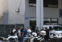 Επεισοδιακή καταδίωξη στα Άνω Λιόσια: Παράτησε την 2χρονη ανιψιά στο αυτοκίνητό του και το έβαλε στα πόδια