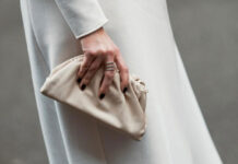 Το must-have χρώμα νυχιών της σεζόν, αν βαρέθηκες το μπορντό