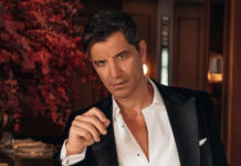 Σάκης Ρουβάς: Στόλισε το σπίτι του λίγο πριν από τα Χριστούγεννα και μας έβαλε σε γιορτινό mood μέσα από ένα απολαυστικό βίντεο