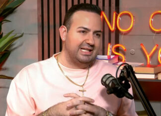 Ο Μαυρίκιος Μαυρικίου δηλώνει ότι «δεν είμαι αυτό που νομίζετε» και παραδόξως οι ελληνικές εκπομπές τον στήριξαν