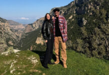 Γιώργος Καράβας – Ραφαέλα Ψαρρού: Κάνουν… reset με ονειρεμένη θέα και unboxing όπως κανένα από αυτά που φαντάζεσαι