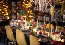 Ο πιο εύκολος και απλός τρόπος να «ντύσεις» το γιορτινό σου τραπέζι για να υποδεχτείς τους καλεσμένους σου