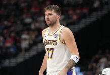 Ο Λούκα Ντόντσιτς ξεπέρασε τον τραυματισμό του και επιστρέφει για τους Λέικερς κόντρα στους Ρόκετς