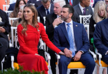 Donald Trump Jr.: Αρραβωνιάστηκε ο πρώην της Κίμπερλι Γκίλφοϊλ και ο Κώστας Τσουρός στάθηκε σε κάτι που έβγαζε μάτι