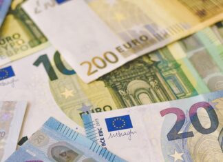 ΚΕΦΙΜ: Τι δείχνουν τα νέα στοιχεία για το πραγματικό εισόδημα των Ελλήνων