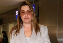 Η Έλενα Παπαρίζου πήρε «αθόρυβα» εξιτήριο από το νοσοκομείο μετά την περιπέτεια υγείας της