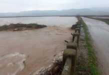 Κακοκαιρία Byron: Εικόνες απόλυτης καταστροφής μετά την υπερχείλιση του ποταμού Ενιπέα