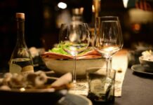 Λαμπερά ρεβεγιόν σε πολυτελή ξενοδοχεία της Αθήνας & της Θεσσαλονίκης