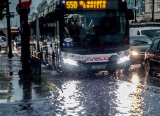 Καιρός αύριο: Η κακοκαιρία Byron φέρνει βροχές, καταιγίδες και ισχυρούς ανέμους – Έντονα φαινόμενα σε Αττική και Θεσσαλονίκη