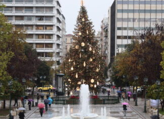 Καιρός σήμερα: Καταιγίδες στα νησιά, χιόνια στα ορεινά – Τοπικές βροχές σε Αττική και Θεσσαλονίκη