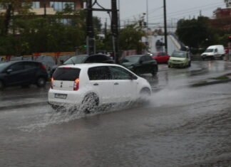 Κακοκαιρία Byron: Διακοπή κυκλοφορίας σε δρόμους της Κεντρικής Μακεδονίας, Πιερίας και Χαλκιδικής λόγω προβλημάτων από τα έντονα φαινόμενα
