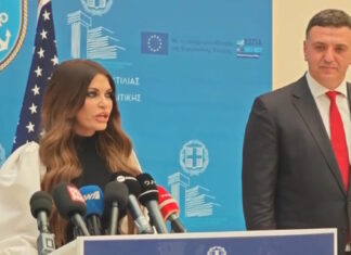 Κίμπερλι Γκιλφόιλ: «Απίστευτη δύναμη η Ελλάδα στην παγκόσμια ναυτιλία»