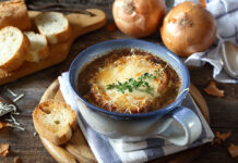 Γαλλική κρεμμυδόσουπα – Κλασική συνταγή με αξέχαστη γεύση