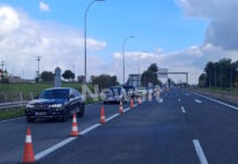 Μπλόκα αγροτών: Ουρά 9 χλμ στην Αθηνών – Λαμίας στο ύψος της Ριτσώνας – Σημειωτόν τα αυτοκίνητα