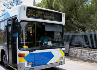 Ζωγράφου: Νταής οδηγός ΙΧ έστειλε στο νοσοκομείο 38χρονο οδηγό λεωφορείου – Νοσηλεύεται στο ΚΑΤ με τραύματα στο πρόσωπο