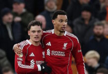 Λίβερπουλ – Γουλβς 2-1: Έπιασαν τετράδα στην Premier League οι «ρεντς», πρώτο γκολ από τον Βιρτς