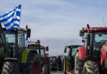 Μπλόκα αγροτών: Απόβαση στο λιμάνι της Θεσσαλονίκης – Κρίσιμη η αυριανή σύσκεψη στη Νίκαια