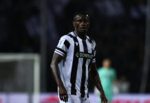 Ο Μαντί Καμαρά ξεπέρασε τον Πρέντραγκ Τζόρτζεβιτς και έγινε ο πρώτος ξένος σε συμμετοχές στην Ευρώπη με ελληνικές ομάδες