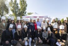 Η Coca-Cola και ο Ελληνικός Ερυθρός Σταυρός μαζί αυτά τα Χριστούγεννα: Μια μεγάλη αγκαλιά για τους συνανθρώπους μας που έχουν ανάγκη