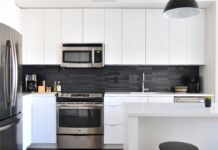 Ακίνητα: Προς νέα ρεκόρ οδεύει η βραχυχρόνια μίσθωση το 2025 – Τι δείχνει η ακτινογραφία της ελληνικής αγοράς