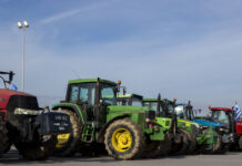 Επιστρέφουν στα μπλόκα οι αγρότες: Κλείνουν το ρεύμα προς Αθήνα στα Μάλγαρα – Μετά την Πρωτοχρονιά η πανελλαδική σύσκεψη