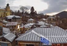 Στα λευκά η χώρα: Οι πρώτες εικόνες από τα χιονισμένα τοπία σε Εύβοια, Φλώρινα και Χελμό