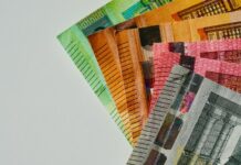 Λονδίνο και Βρυξέλλες: Αυτά είναι τα μηνύματα που στέλνονται για την ελληνική οικονομία