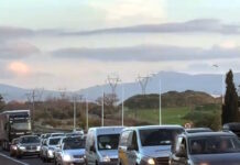 Μπλόκα αγροτών: Διαβουλεύσεις αγροτών και Αστυνομίας να δοθούν επιπλέον λωρίδες για την χριστουγεννιάτικη έξοδο – Εφιάλτης η Αθηνών – Λαμίας