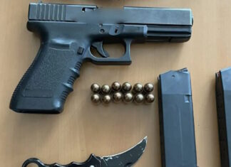 Πετράλωνα: 44χρονος κυκλοφορούσε με κάρτα αστυνομικού, πιστόλι και μαχαίρι