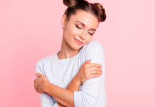 Τα σημάδια που δείχνουν ότι δεν αγαπάς τον εαυτό σου