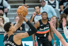 Αποτελέσματα NBA: Οι Σπερς νίκησαν ξανά τους Θάντερ και οι Σανς έκαναν «πάρτι» κόντρα στους Λέικερς