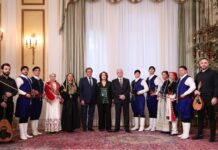 Κωνσταντίνος Τασούλας: Πρωτοχρονιάτικα κάλαντα από διάφορες γωνιές της Ελλάδας ακούστηκαν στο Προεδρικό Μέγαρο