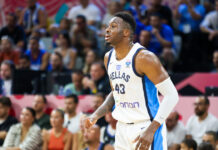 Θανάσης Αντετοκούνμπο: «Θα ερχόμουν σε Παναθηναϊκό ή Ολυμπιακό – Με τον Αταμάν θα όργωνα το γήπεδο, με τον Μπαρτζώκα θα ήμουν το χρυσό κλειδί»