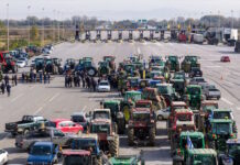 ΠΑΣΟΚ: Οι έντιμοι αγρότες είναι θύματα της πολιτικής Μητσοτάκη