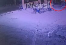 Νέα Φιλαδέλφεια: Βίντεο ντοκουμέντο με τη στιγμή που ο 27χρονος συγκρούεται στο τρόλεϊ