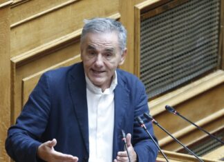 Ευκλείδης Τσακαλώτος: Το πολιτικό κουίζ για Αλέξη Τσίπρα – «Μόνο εγώ πρέπει να μείνω»