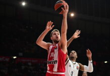 Ολυμπιακός: Ο Βεζένκοφ εκτός με Κολοσσό Ρόδου λόγω κάκωσης άκρου ποδός