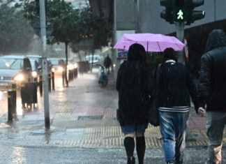 Η κακοκαιρία Byron φέρνει σφοδρές καταιγίδες σε Μακεδονία, Πελοπόννησο και άλλες 7 περιοχές: Την Παρασκευή «χτυπά» την Αττική