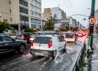 Κακαιρία Byron – Τσατραφύλλιας: Οι 2 κόκκινες ζώνες και ο κίνδυνος για «fast floods» στην Αττική – Πιο δύσκολη μέρα η Παρασκευή