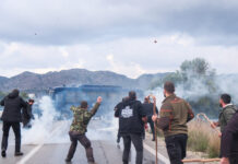 Μπλόκα αγροτών: Κλειστό ως τις 11 το αεροδρόμιο Ηρακλείου – Βαριές κατηγορίες για όσους συμμετείχαν στα επεισόδια των Χανίων